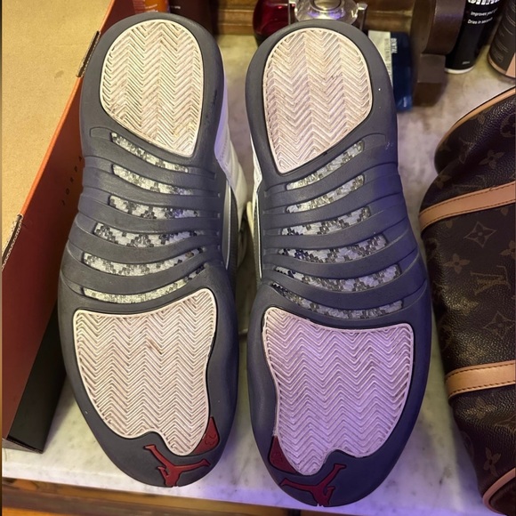 Jordan 12 - Picture 6 of 7